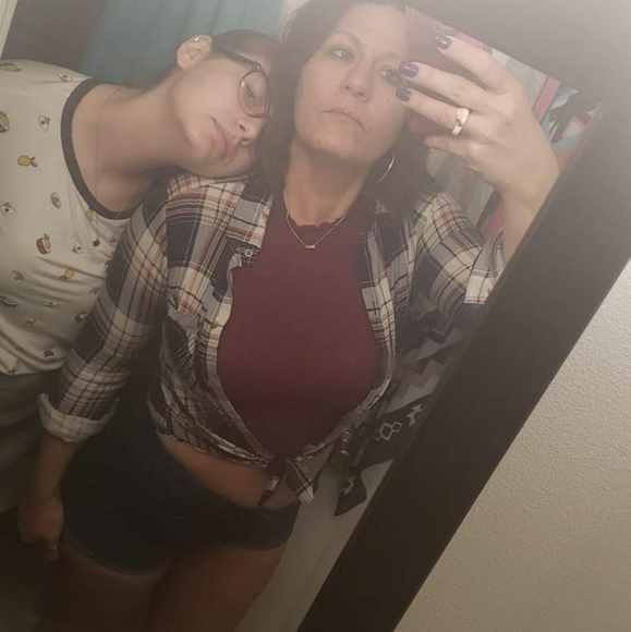 Meet your Posher, Lanie - Picture 9 of 16